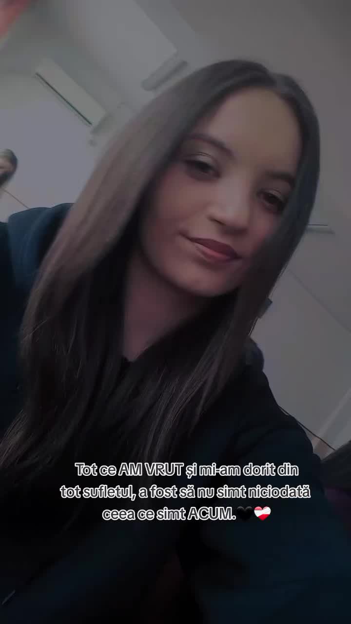 @🦋Moniana🧊
