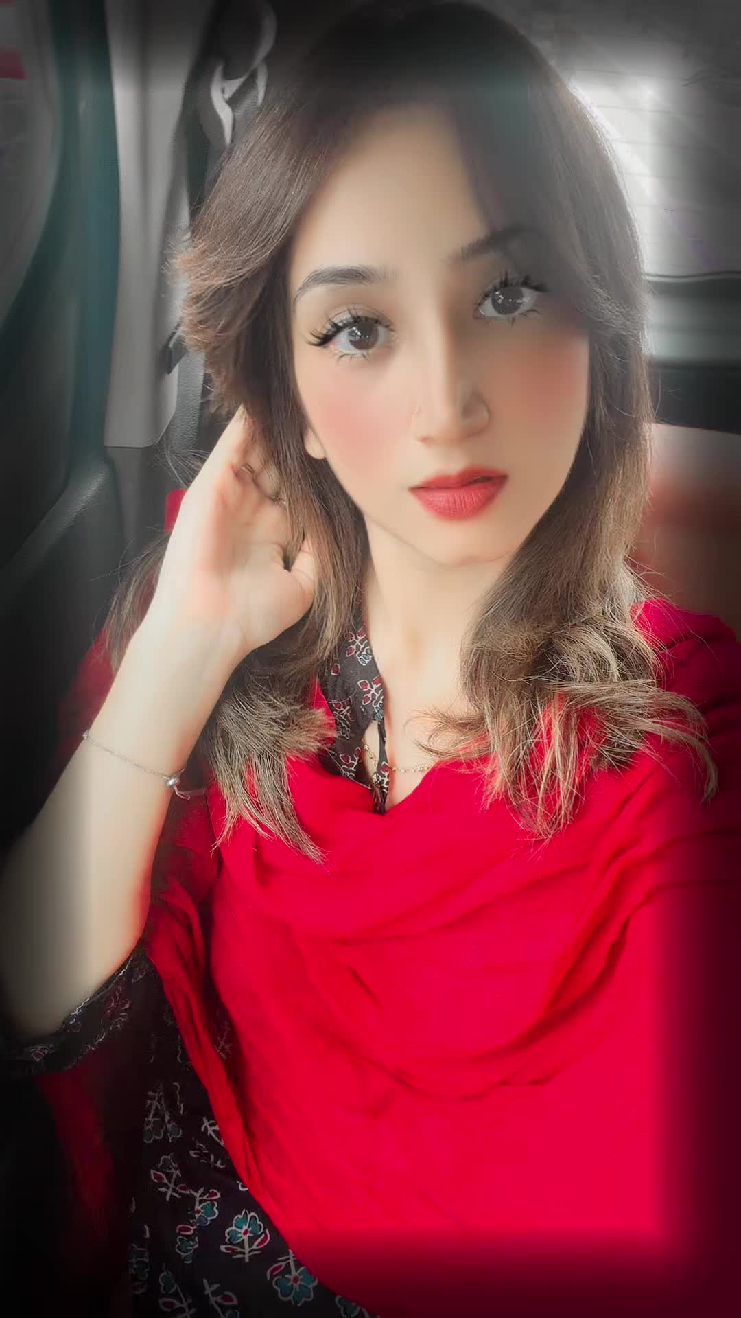 @𝗡𝗮𝘆𝗮𝗯 𝗖𝗵💕