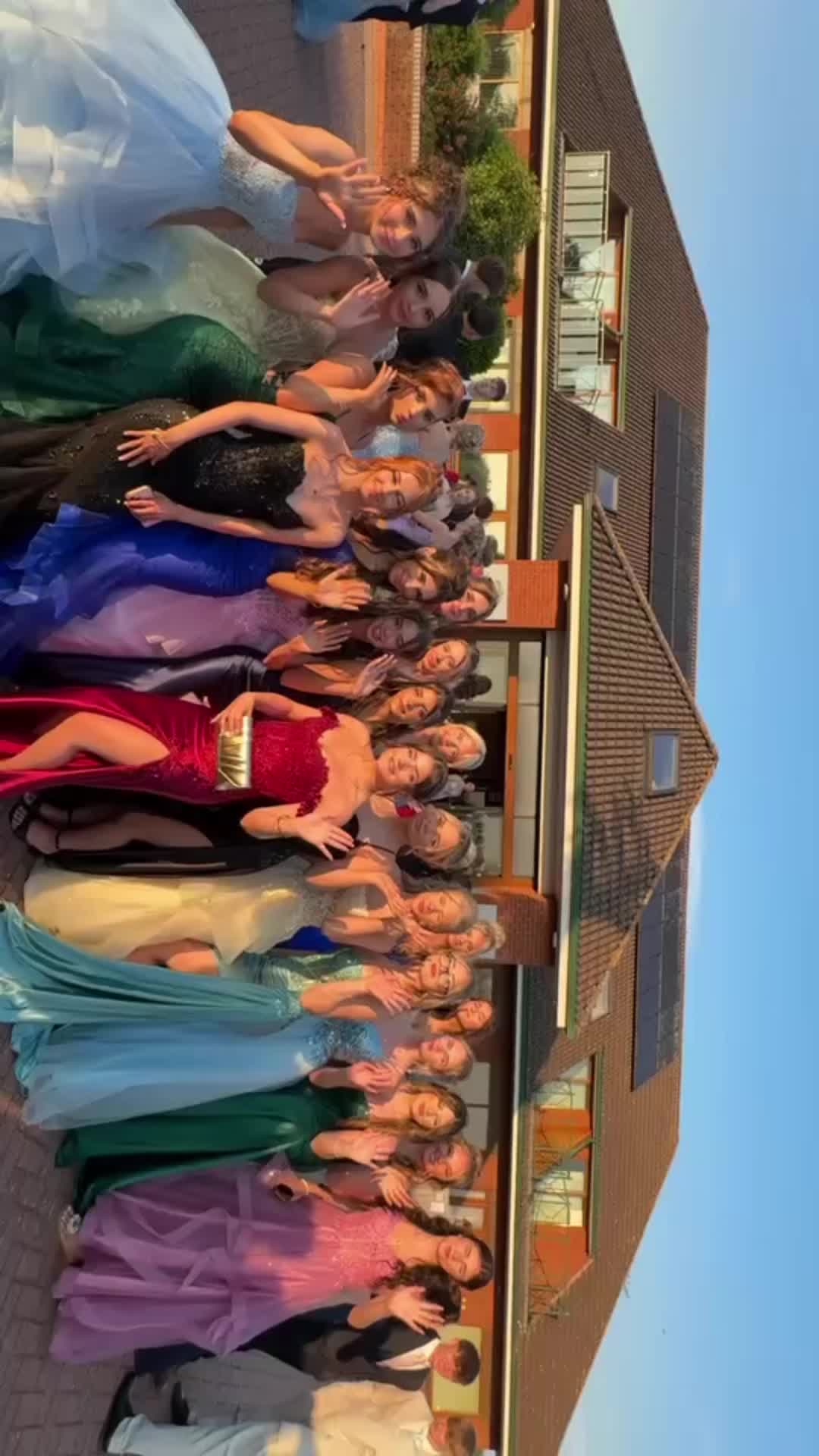 @𝐥𝐢𝐥𝐲-𝐦𝐚𝐞💘