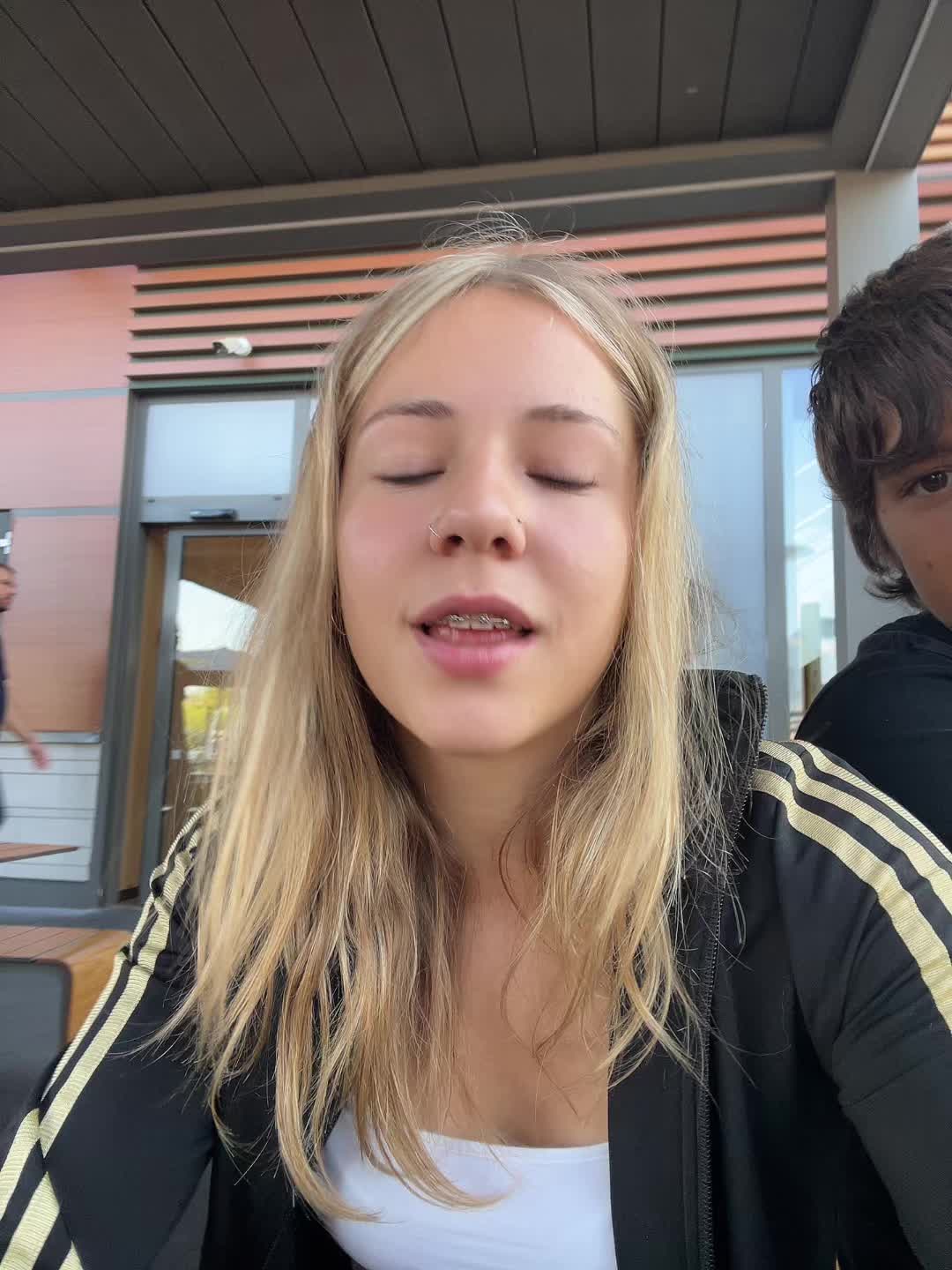 @mavijaaa