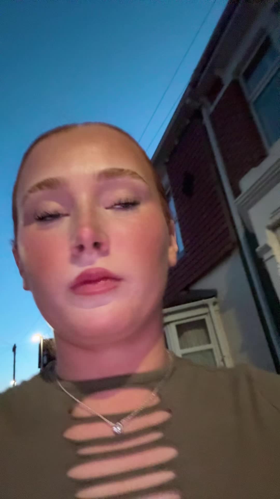@lillihessy