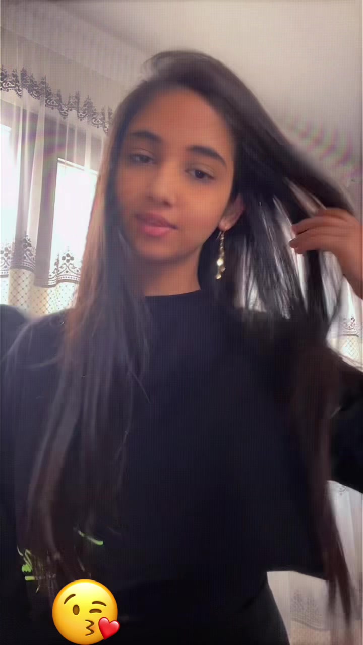 @Andreea🖤