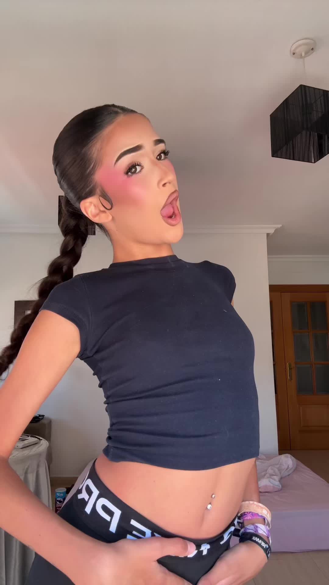 @chloecalvache_