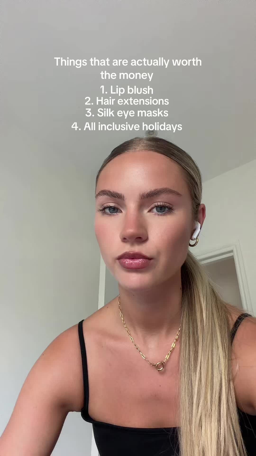 @Liv Barker