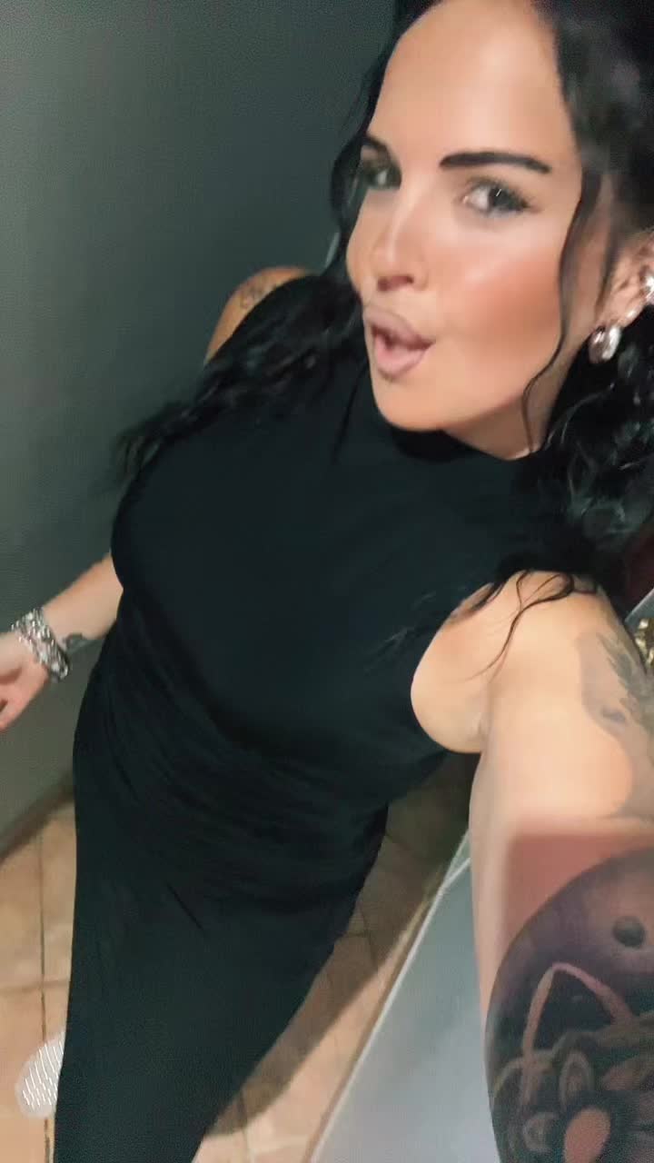 @R.M🖤