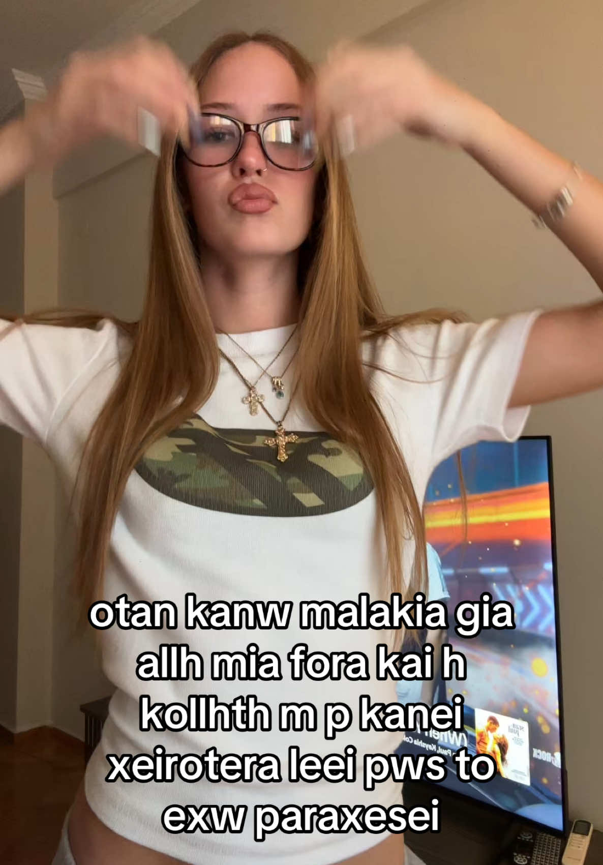 @🙋🏼♀️