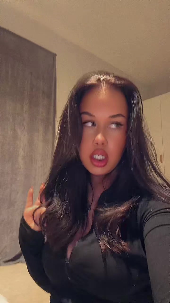 @👸maddelindeblad