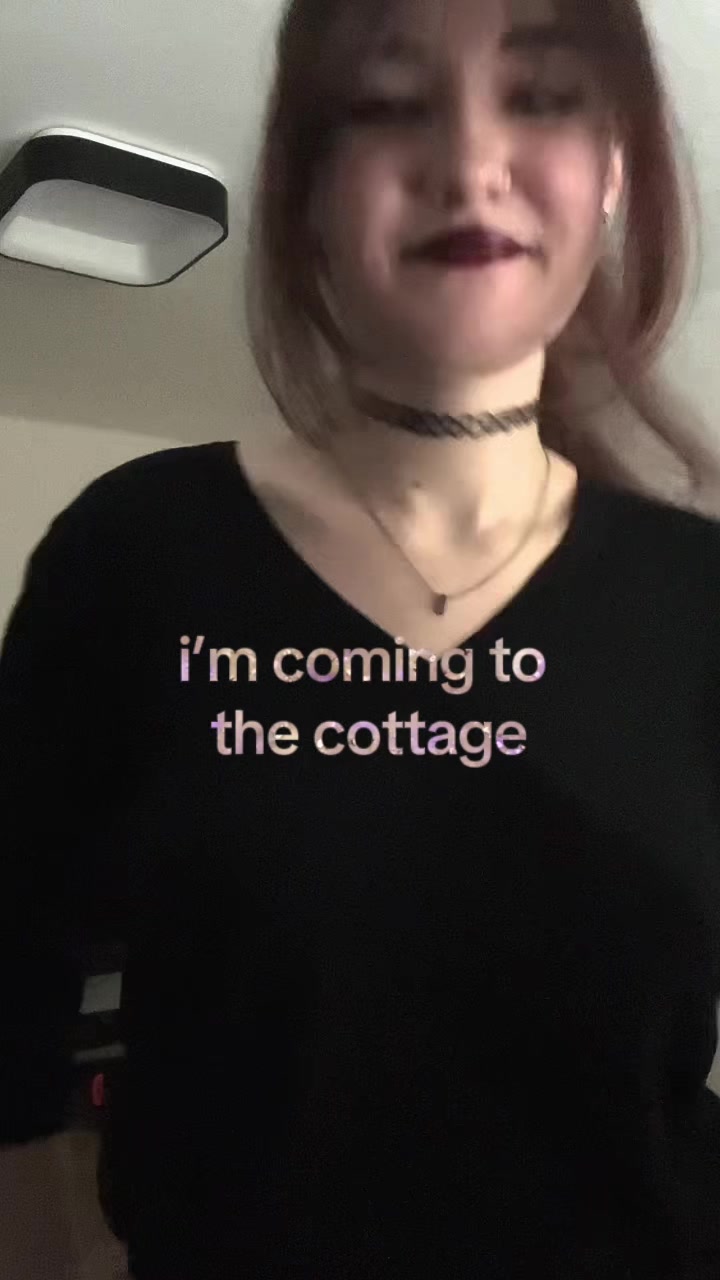 @𝘁𝗼𝗿𝗶&sup1;⁶ &sup3; ⁴⁴