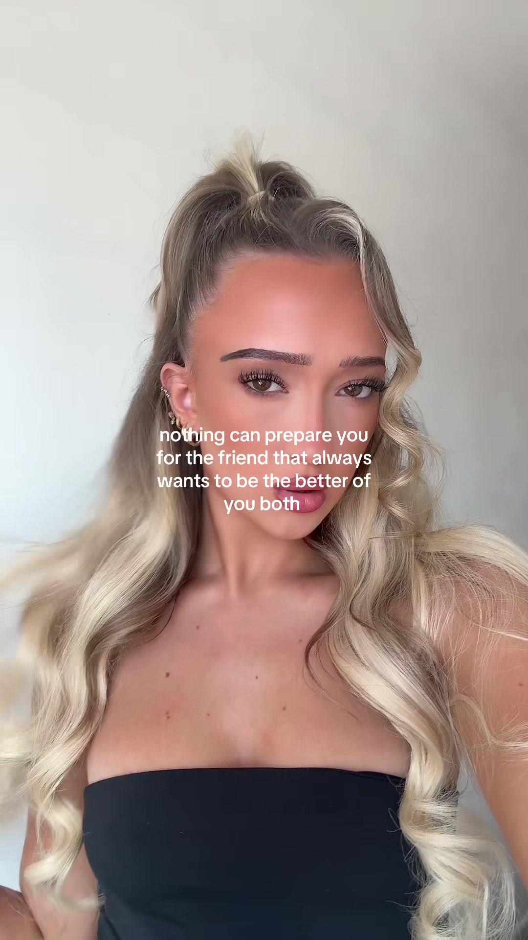 @livhowellll