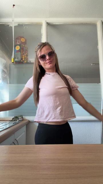 @justmekayleigh