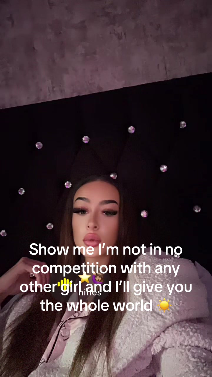 @elleahmelling