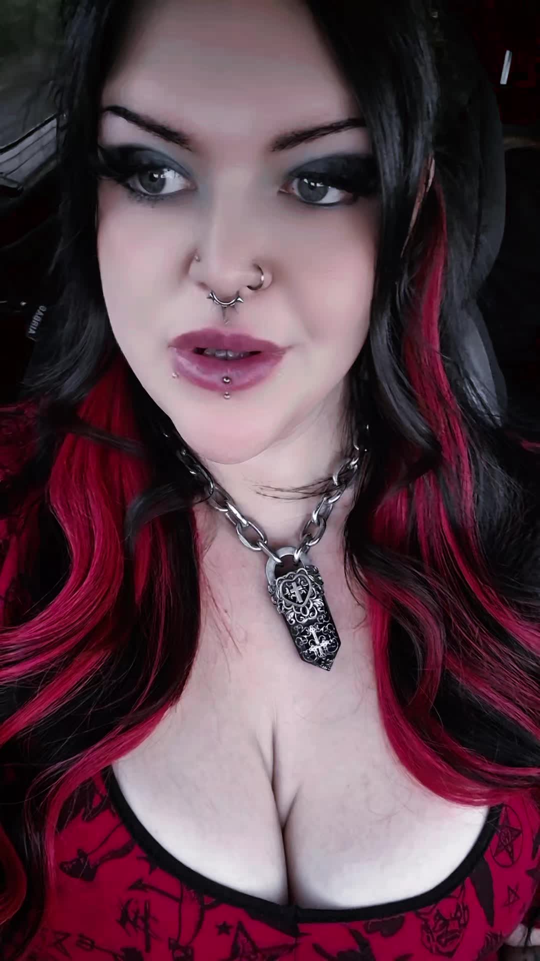 @Sicmurderdollie
