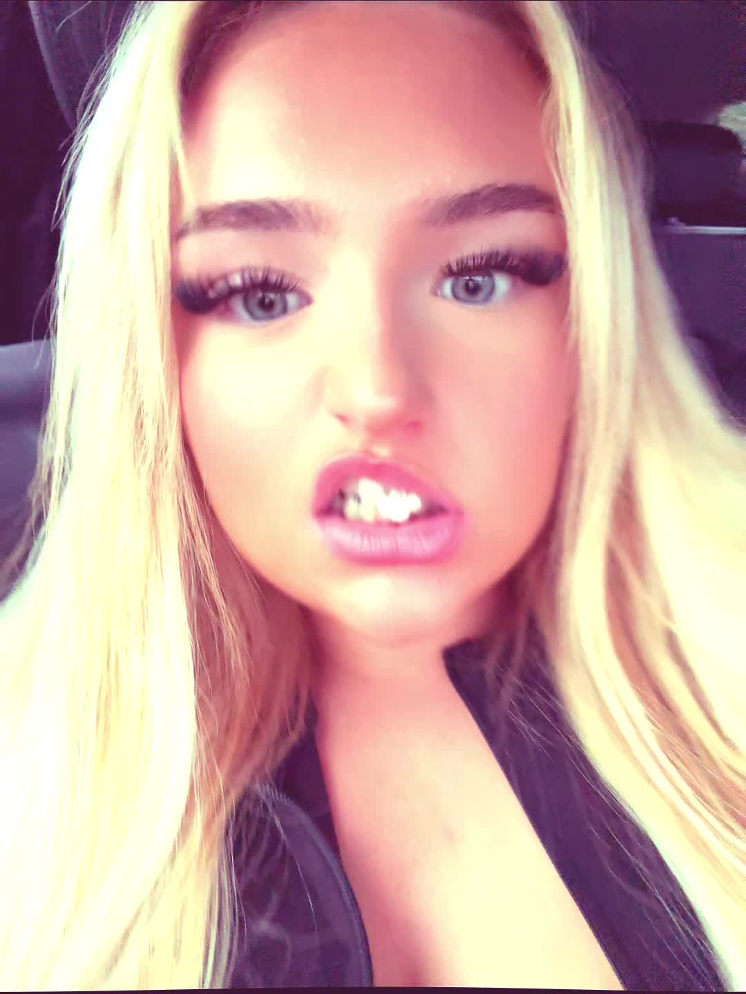 @Taytay