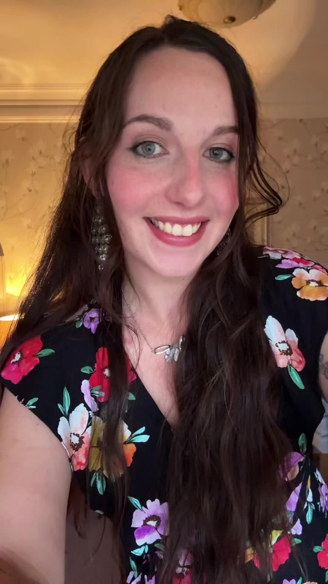 @AngelaFaux