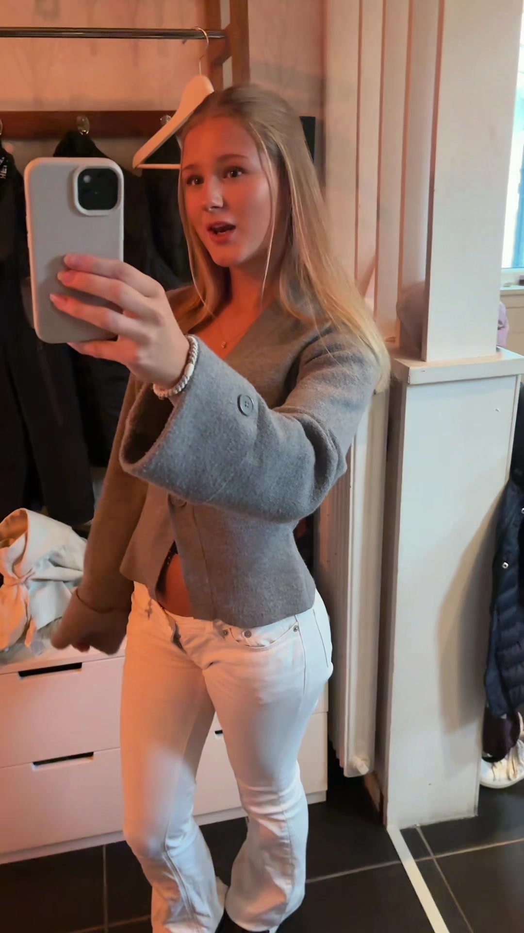 @𝓥