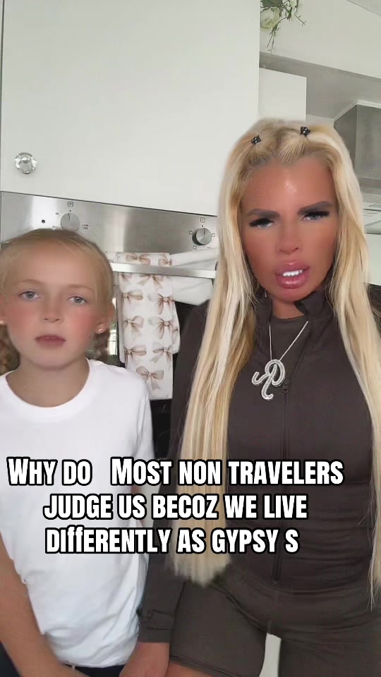 @The crazy blonde