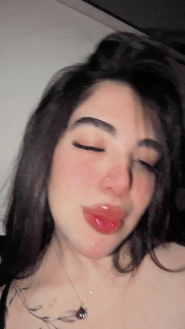 @mobinasharifi