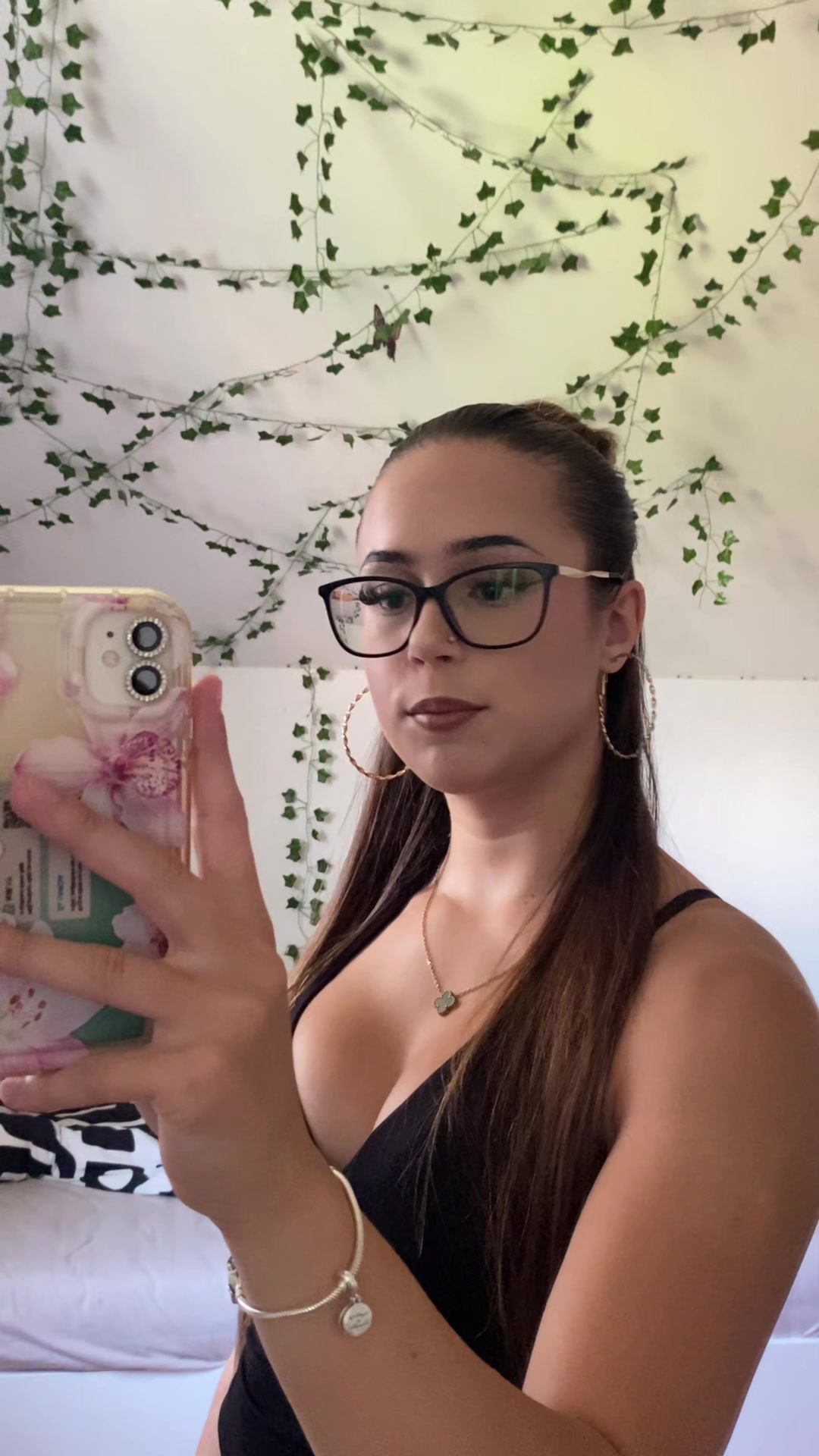 @𝐇𝐀𝐍𝐍𝐀🎀