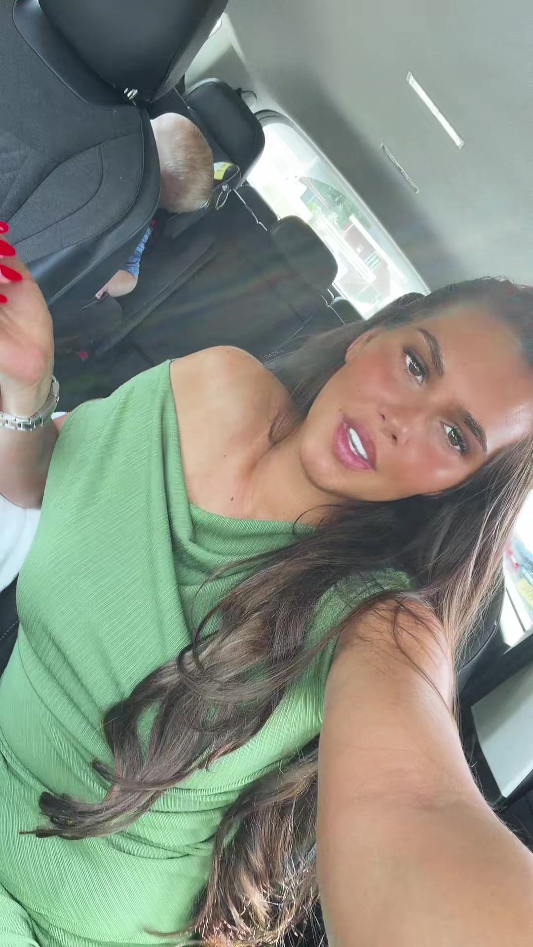 @Bessiebeck_neww21