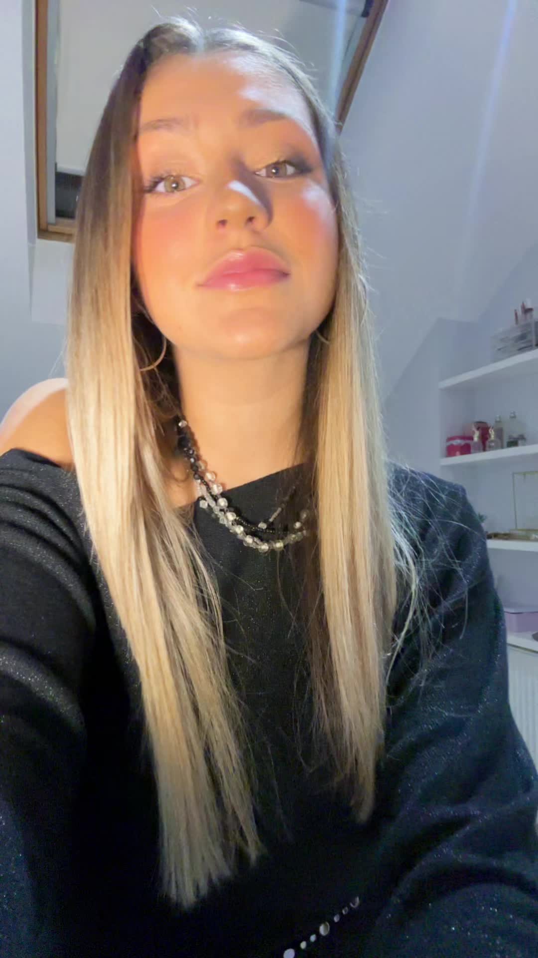 @julia