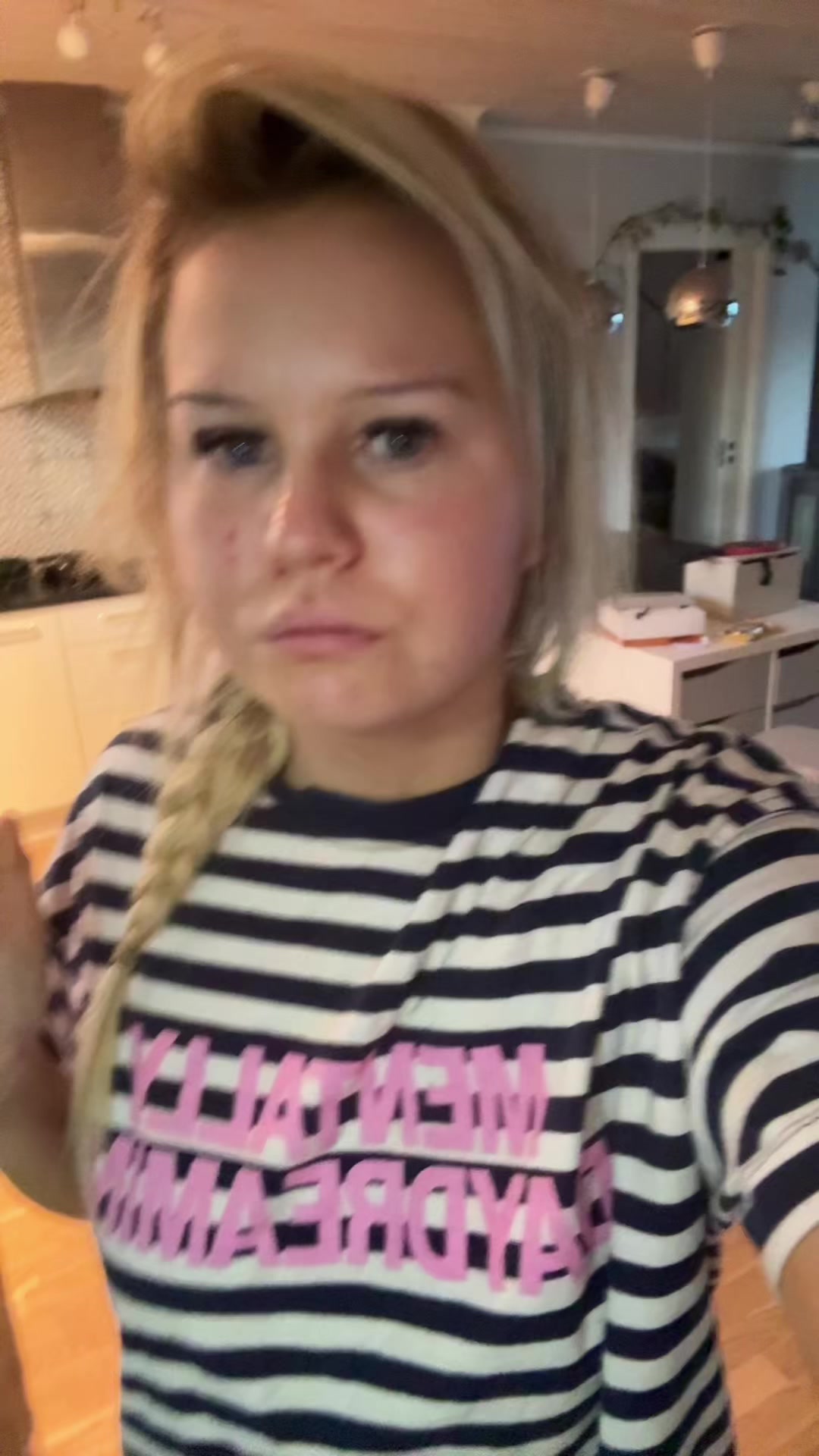 @Holly🛍️🥥🥂