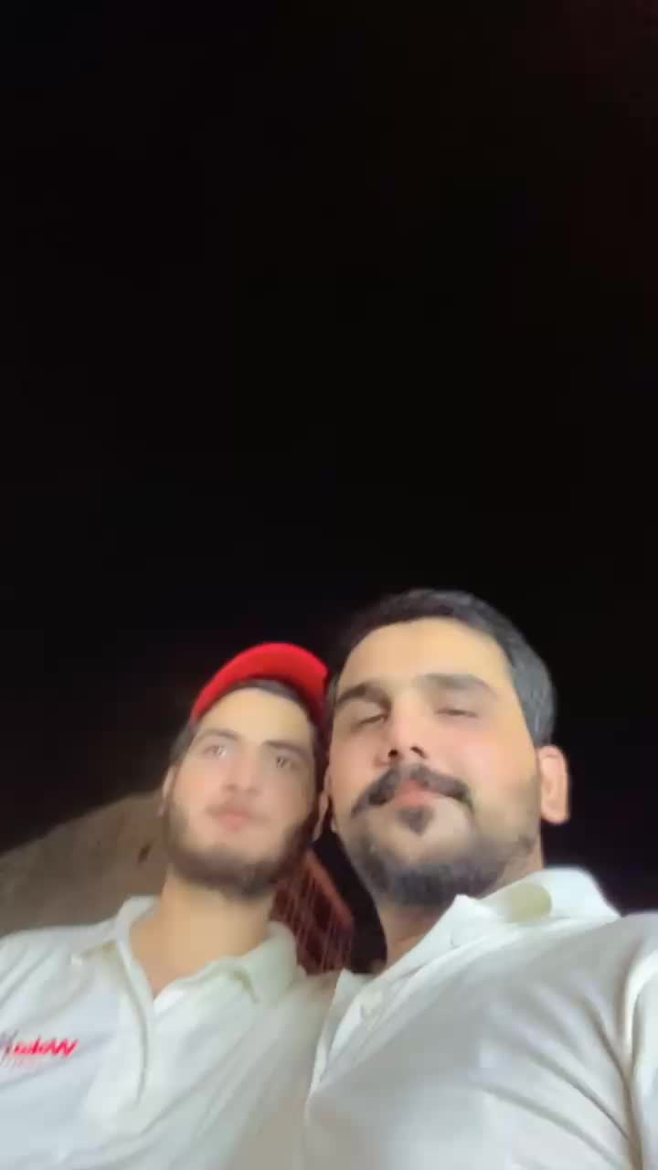 @Fayyaz D I K✨