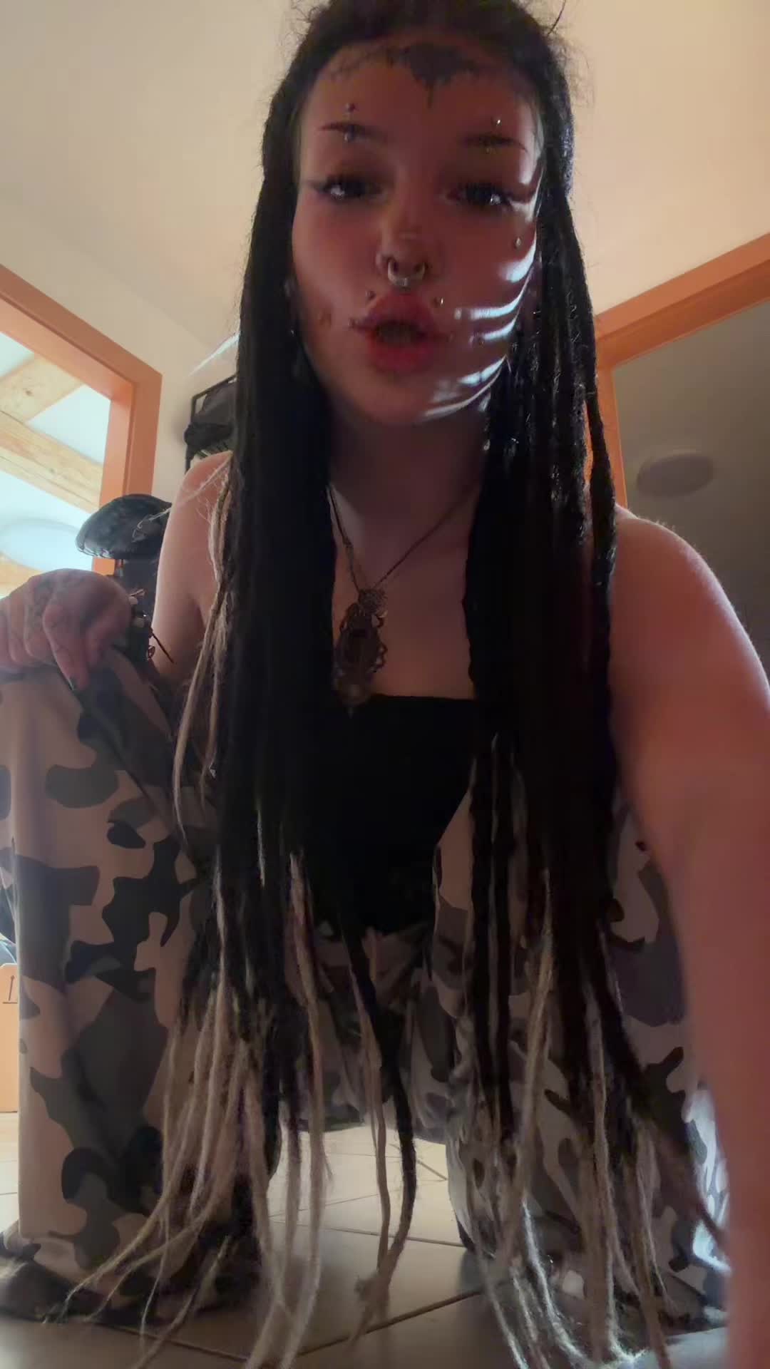 @nessamik2.3