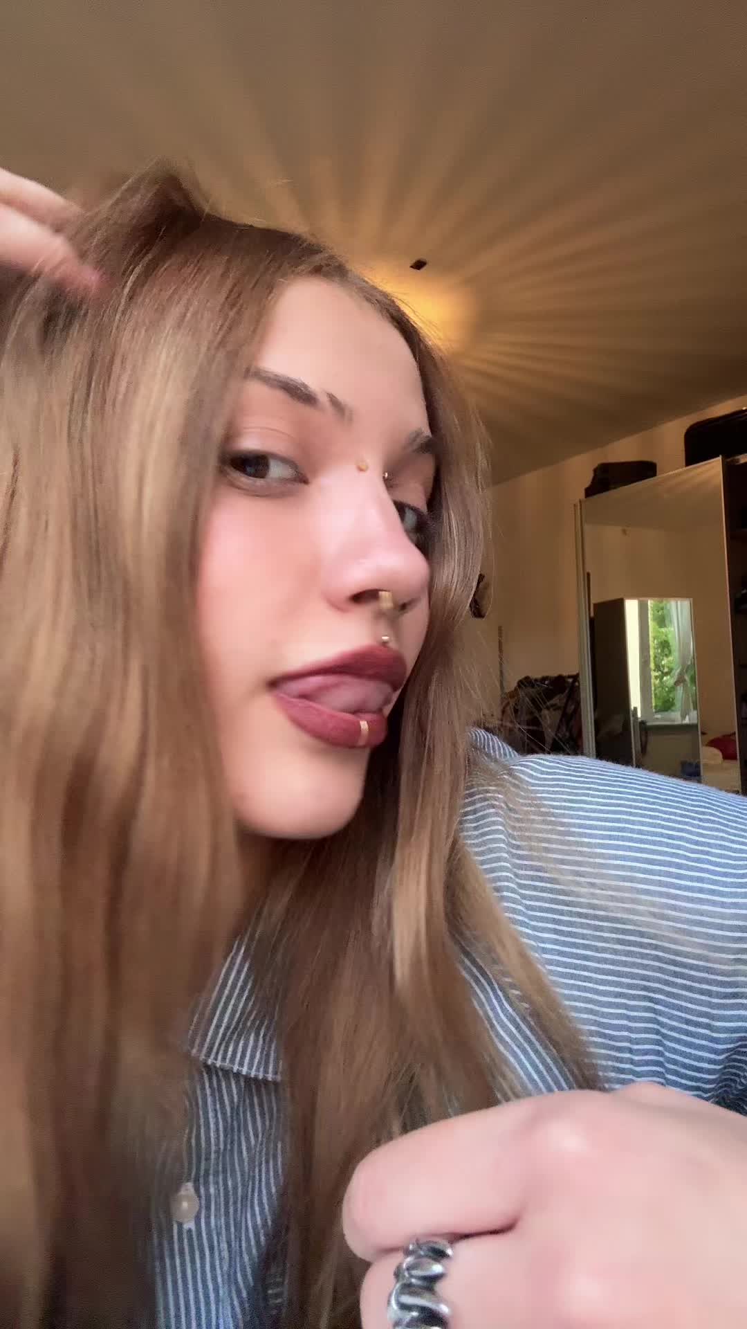 @JanaBanana