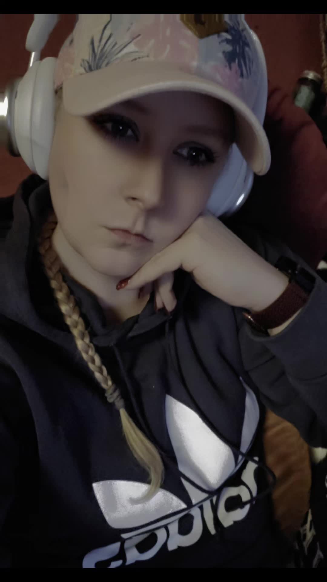 @Ņơ𝖇𝕝𝒆👑 ᶜᴿᴬᶻᵞ❀ᴾʳⁱⁿᶜᵉˢˢ💜