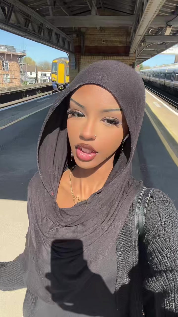 @rii.