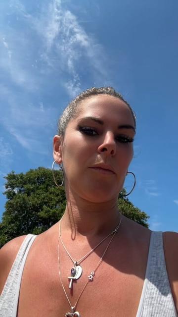 @🗡️🤍🖤Maria88🖤🤍🗡️