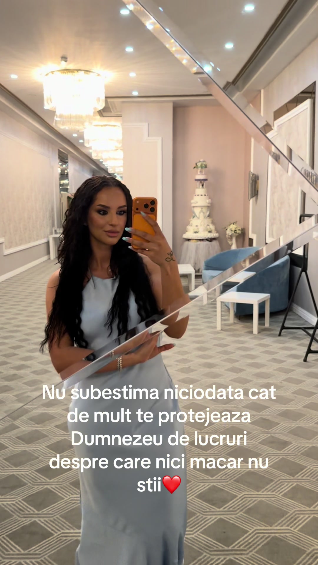 @Elena Ilinca