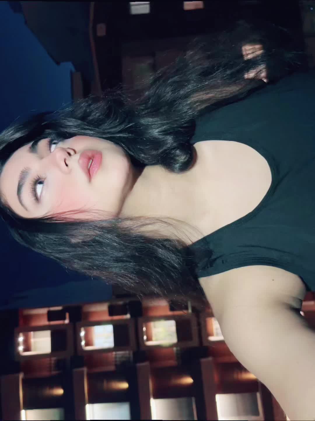 @لیآنا
