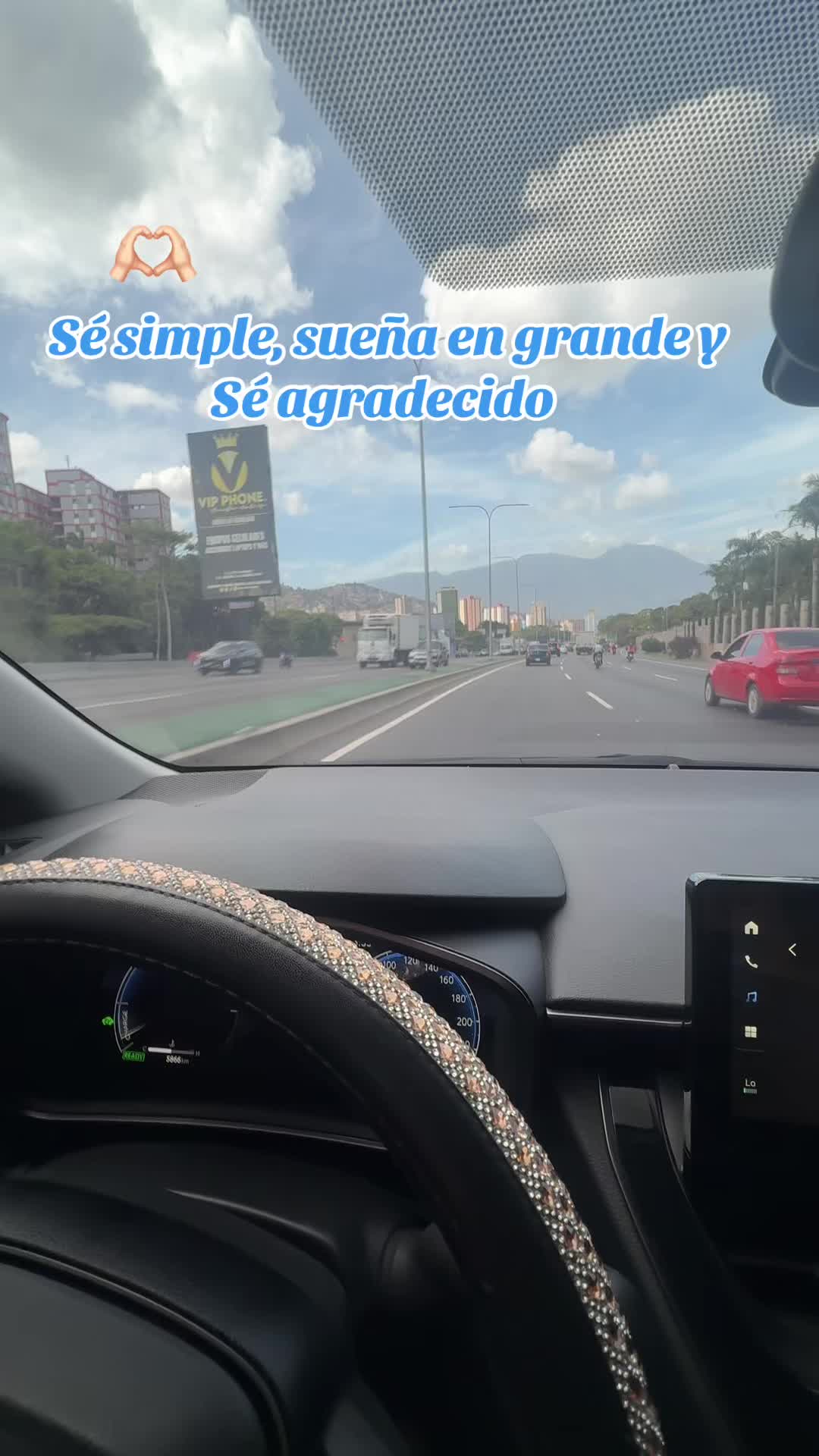 @YoselinTovar