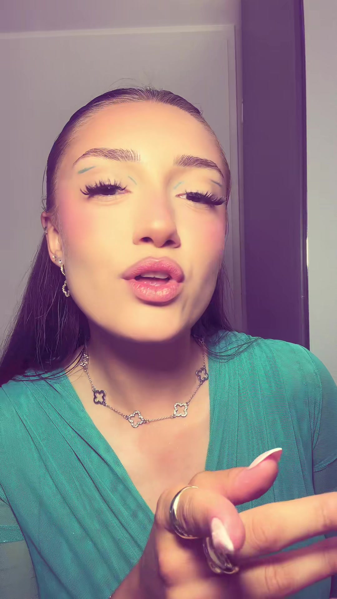 @ANORA🦋🎤