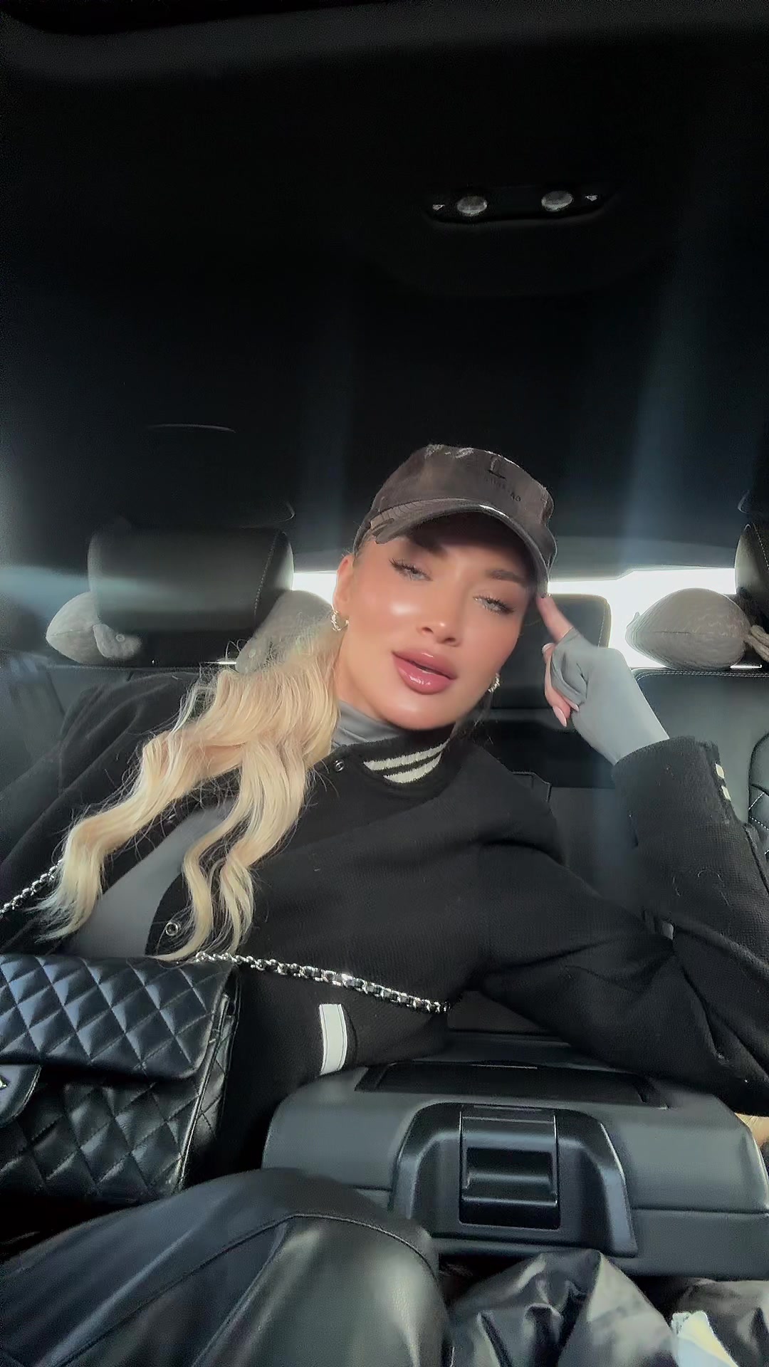 @Ariana