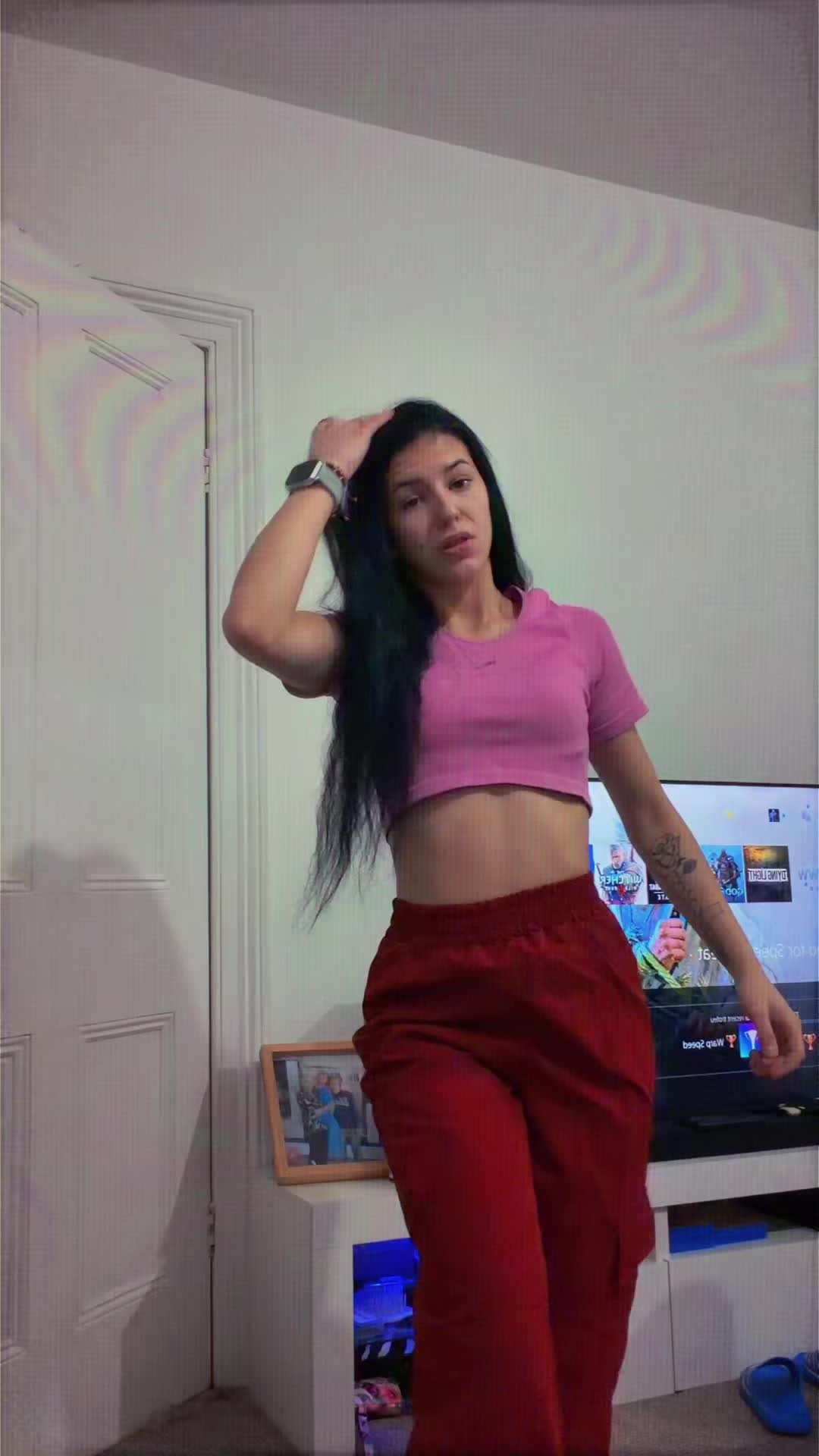 @Adina Ada27