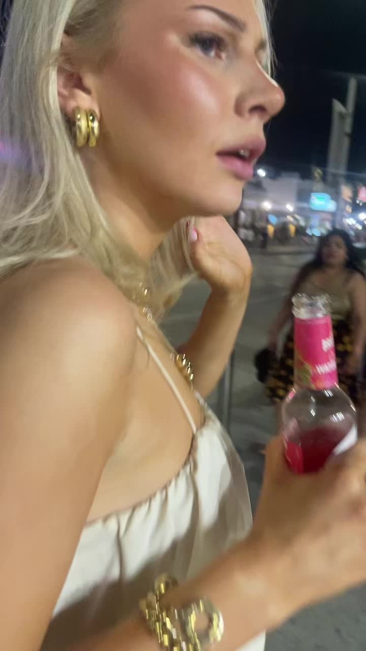 @Ella🧙&zwj;♂️