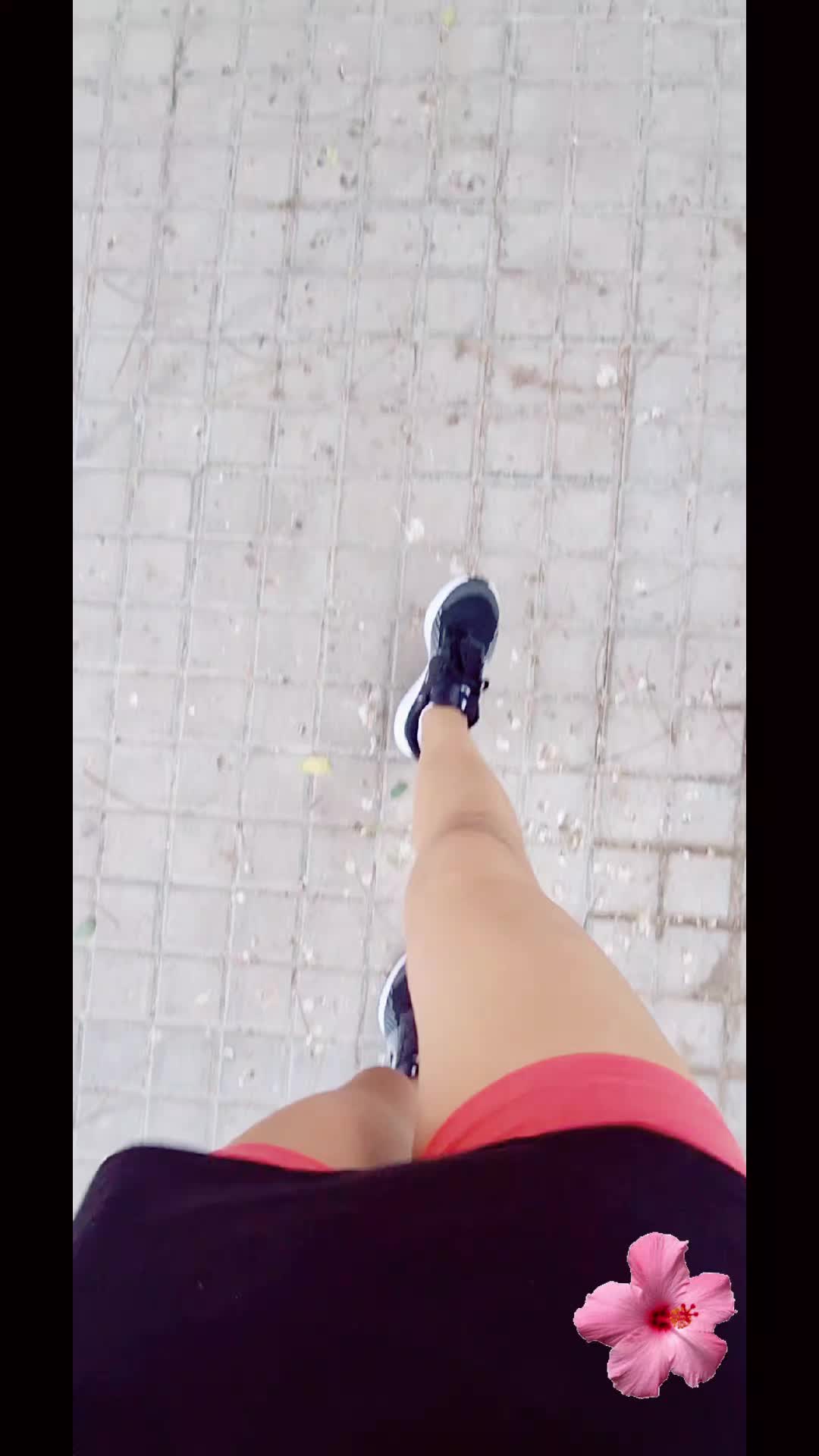 @SuzyG 💫