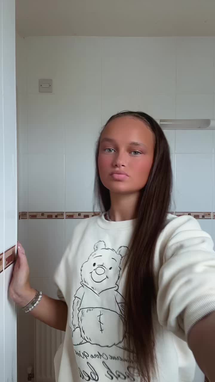 @𝐇𝐄𝐋𝐄𝐍𝐌𝐀𝐑𝐈𝐄ꨄ