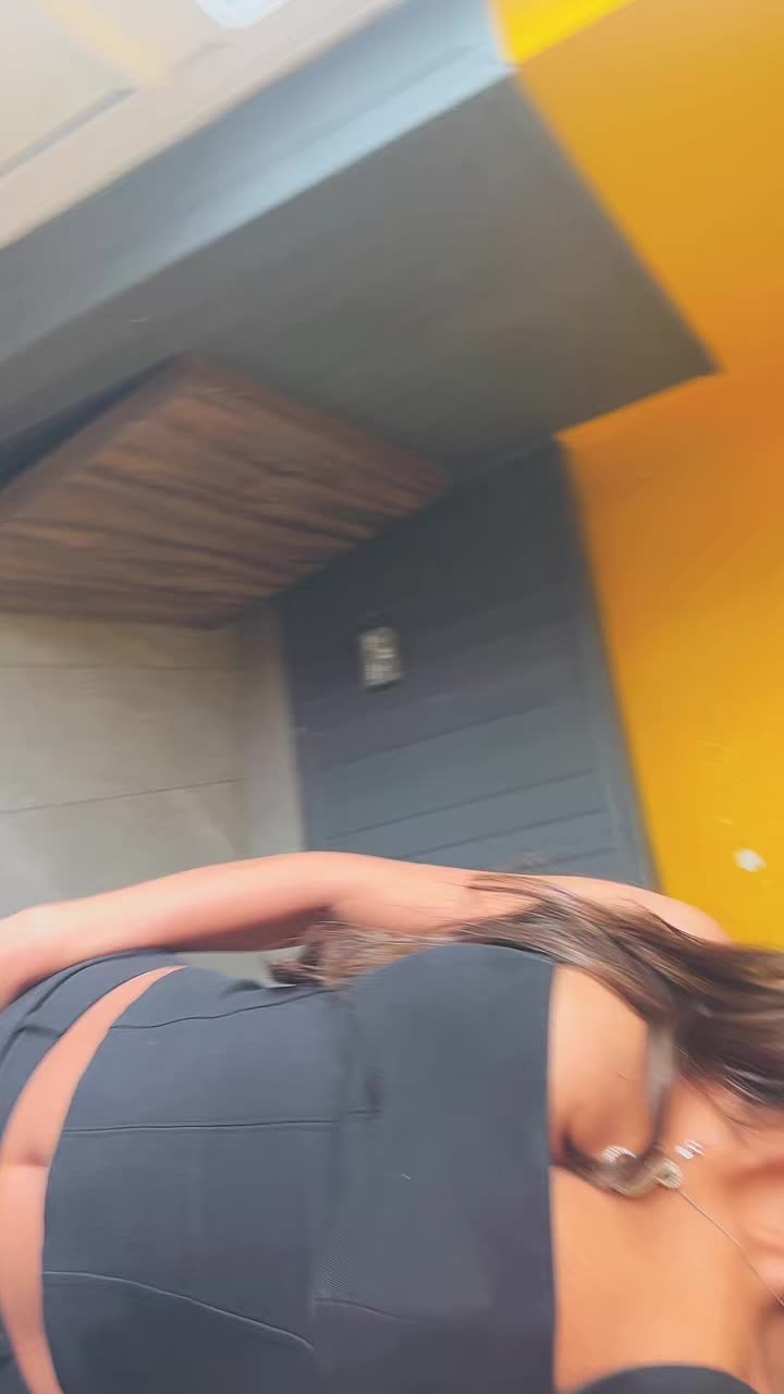 @sharnaconnors