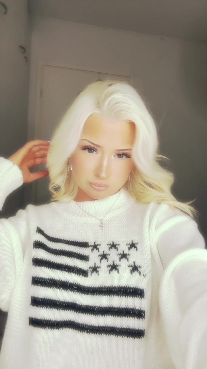 @𝓗𝓮𝓵𝓶𝓲𝓲𝓷𝓪🐰
