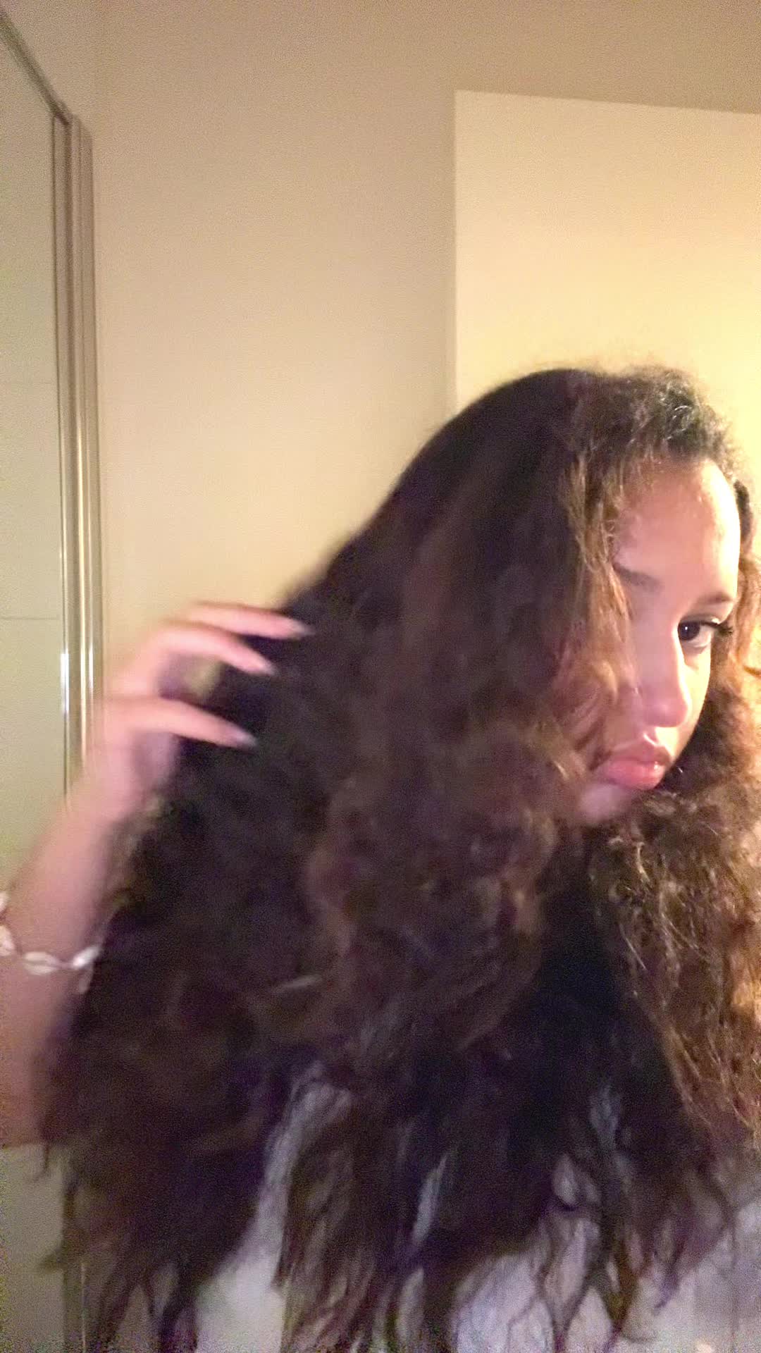 @itslikeimnoteventhere