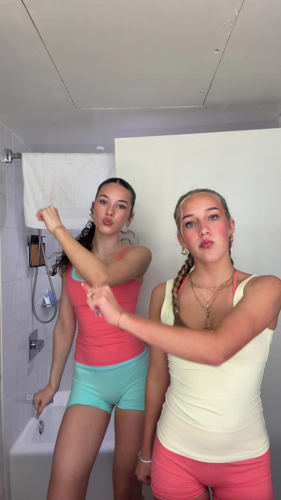 @charliandbeck