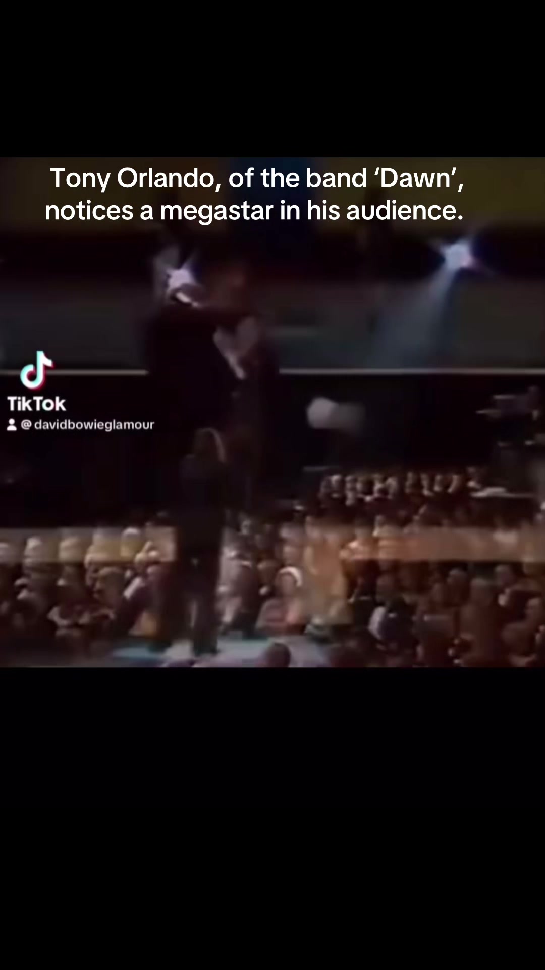 @DavidBowieGlamour Fan Account