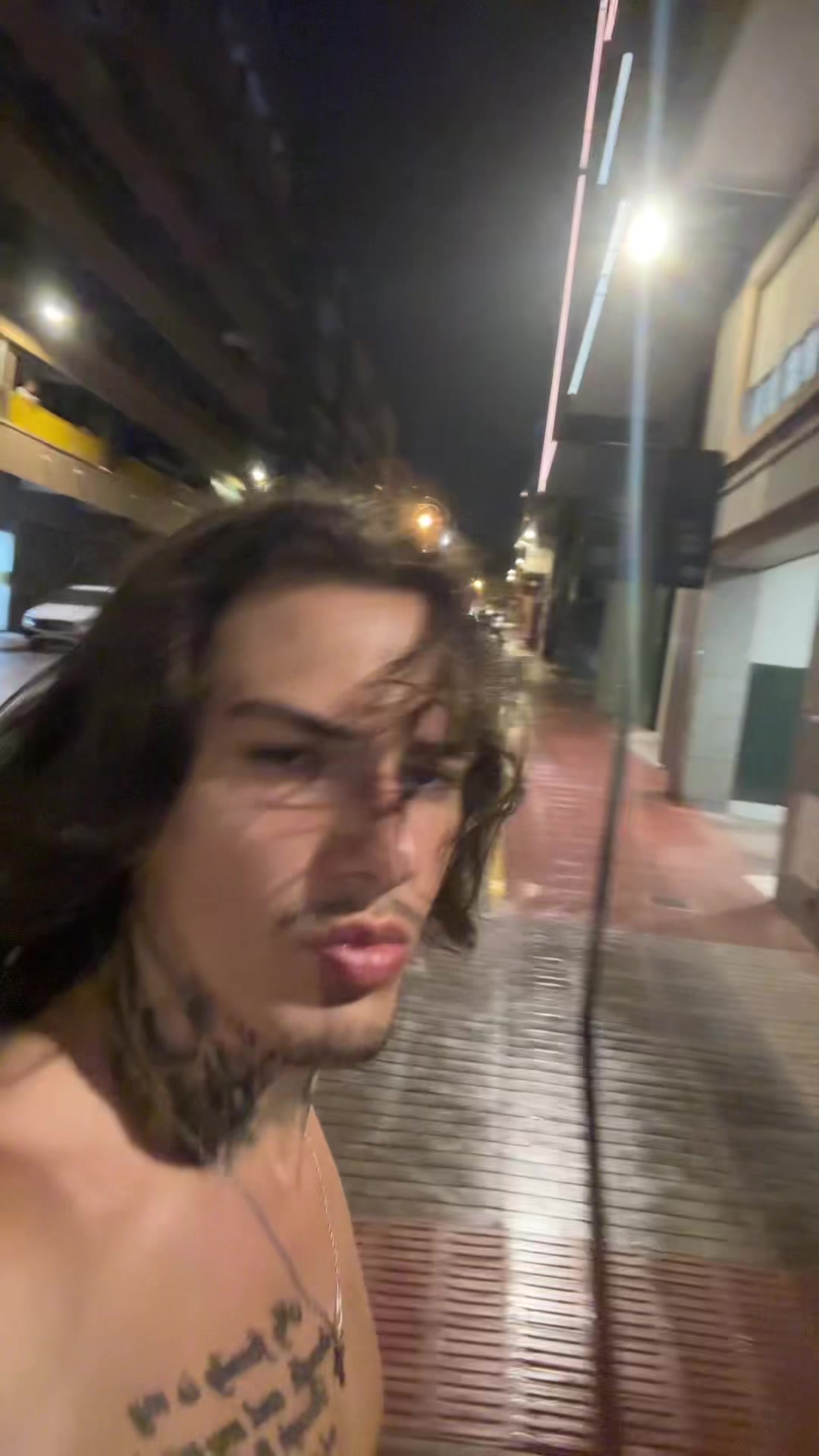 @Alejandro Alé🌊