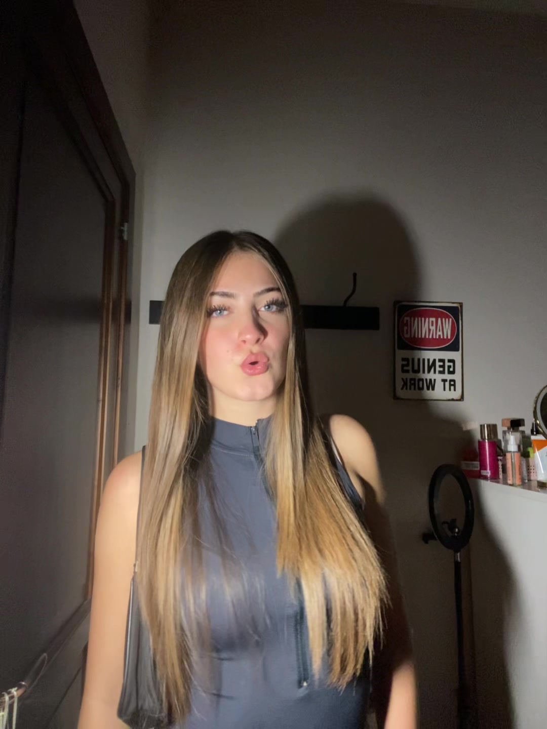 @𝓖𝓲𝓷𝓷𝔂