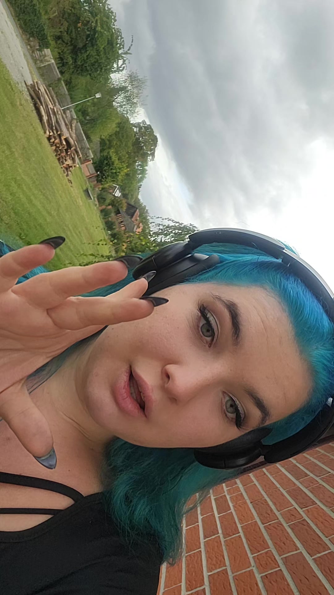 @Luna.nera_