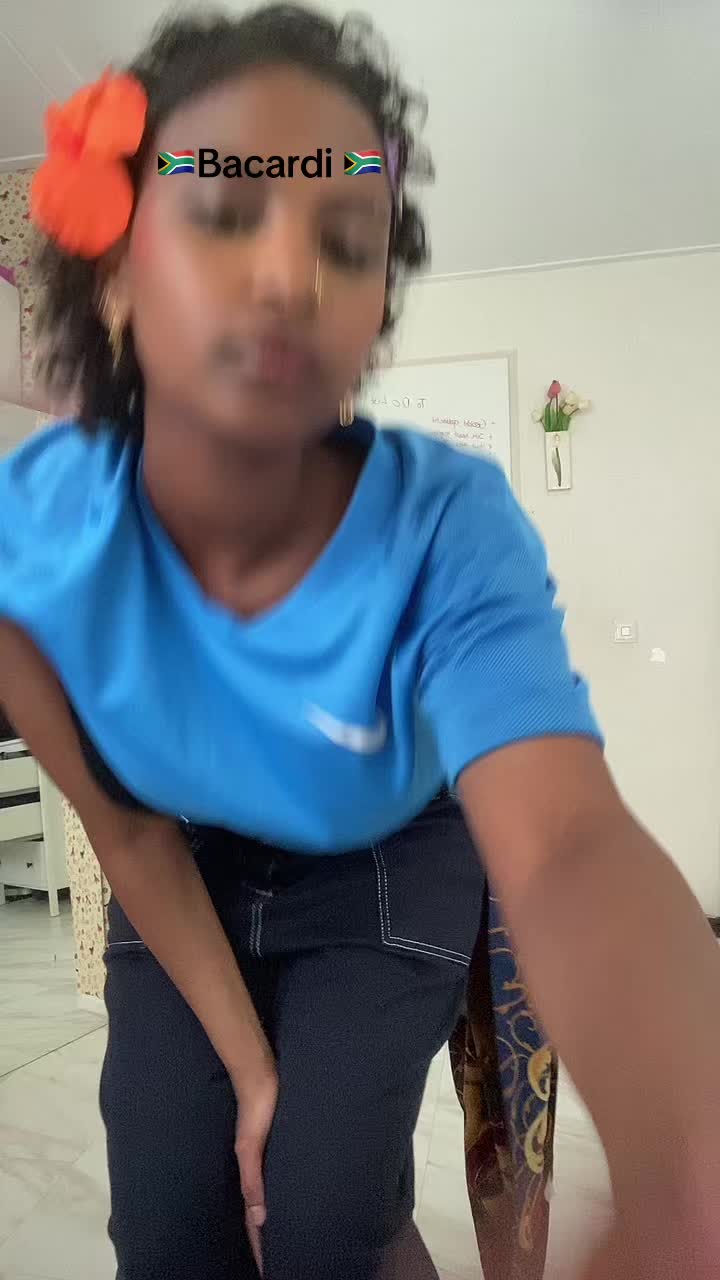 @R🩵