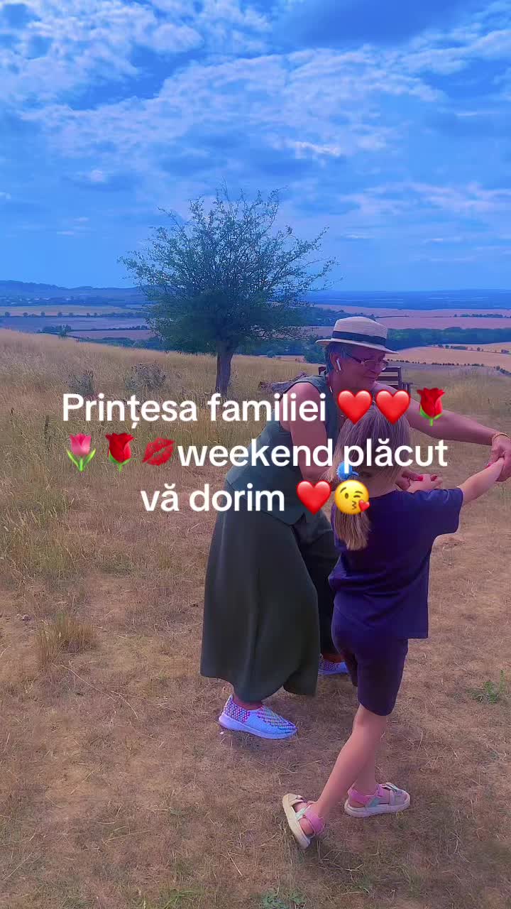 @Adriana Augustin295
